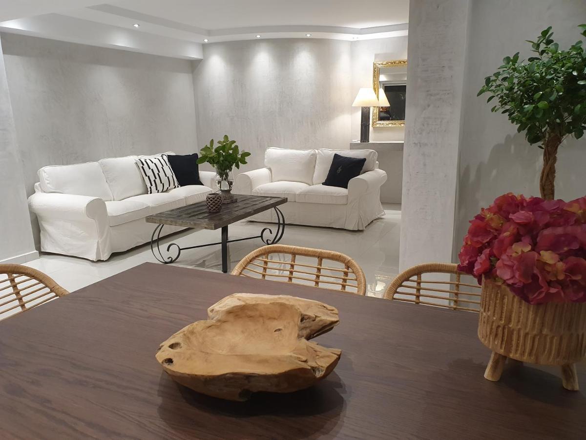 فيلا Dioni Luxury House Nea Iraklitsa المظهر الخارجي الصورة