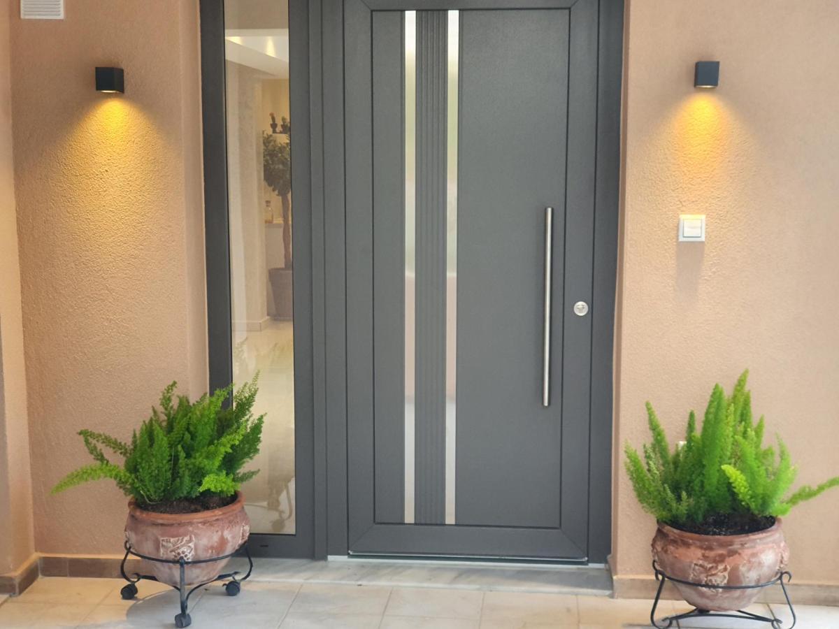 فيلا Dioni Luxury House Nea Iraklitsa المظهر الخارجي الصورة