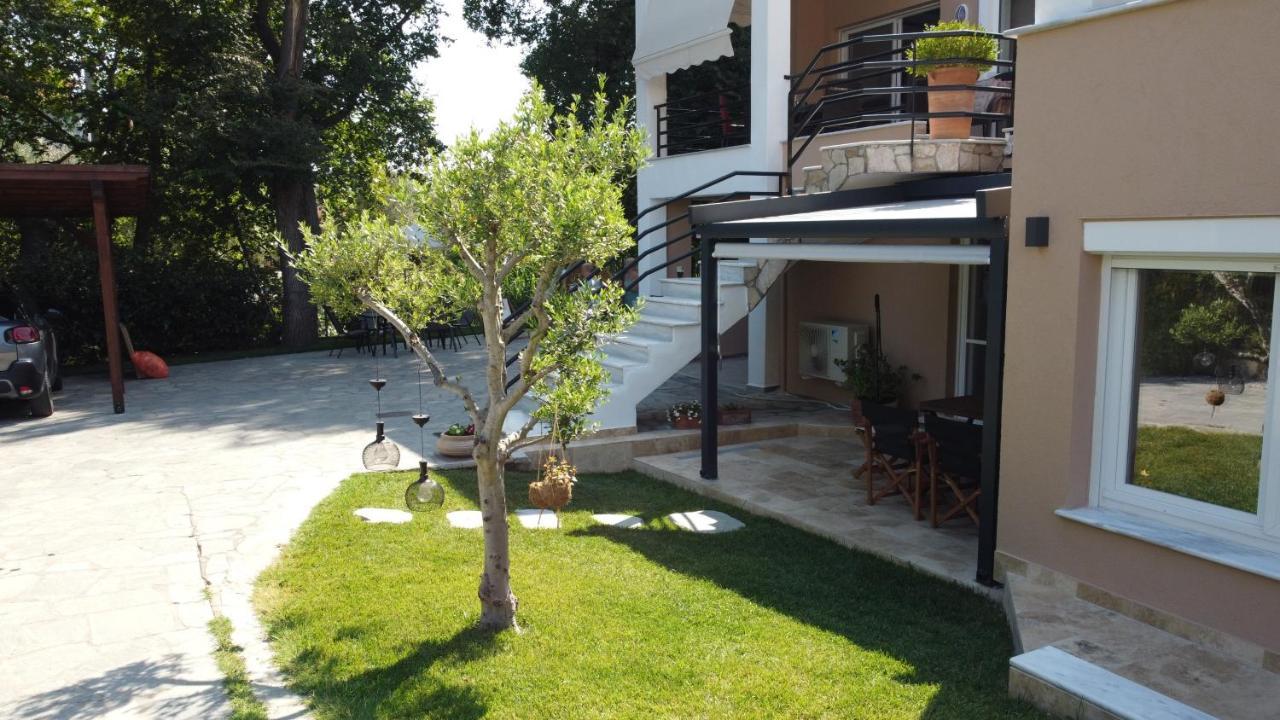 فيلا Dioni Luxury House Nea Iraklitsa المظهر الخارجي الصورة