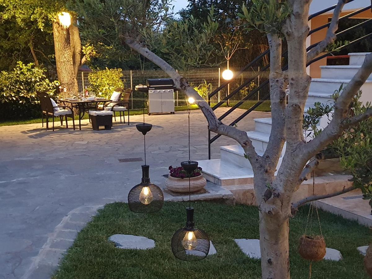 فيلا Dioni Luxury House Nea Iraklitsa المظهر الخارجي الصورة