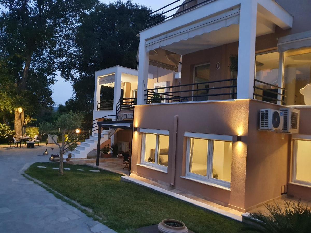 فيلا Dioni Luxury House Nea Iraklitsa المظهر الخارجي الصورة