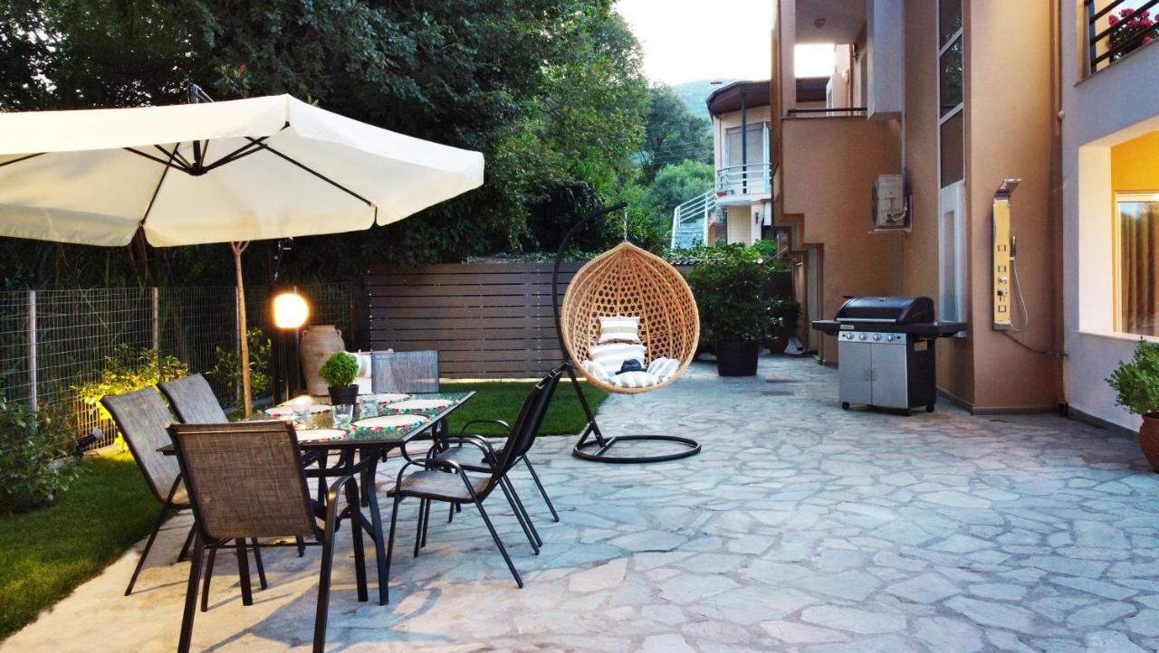 فيلا Dioni Luxury House Nea Iraklitsa المظهر الخارجي الصورة